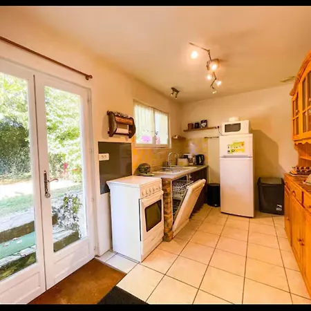 Le Cantou, Avec Piscine & Jacuzzi בית נופש *